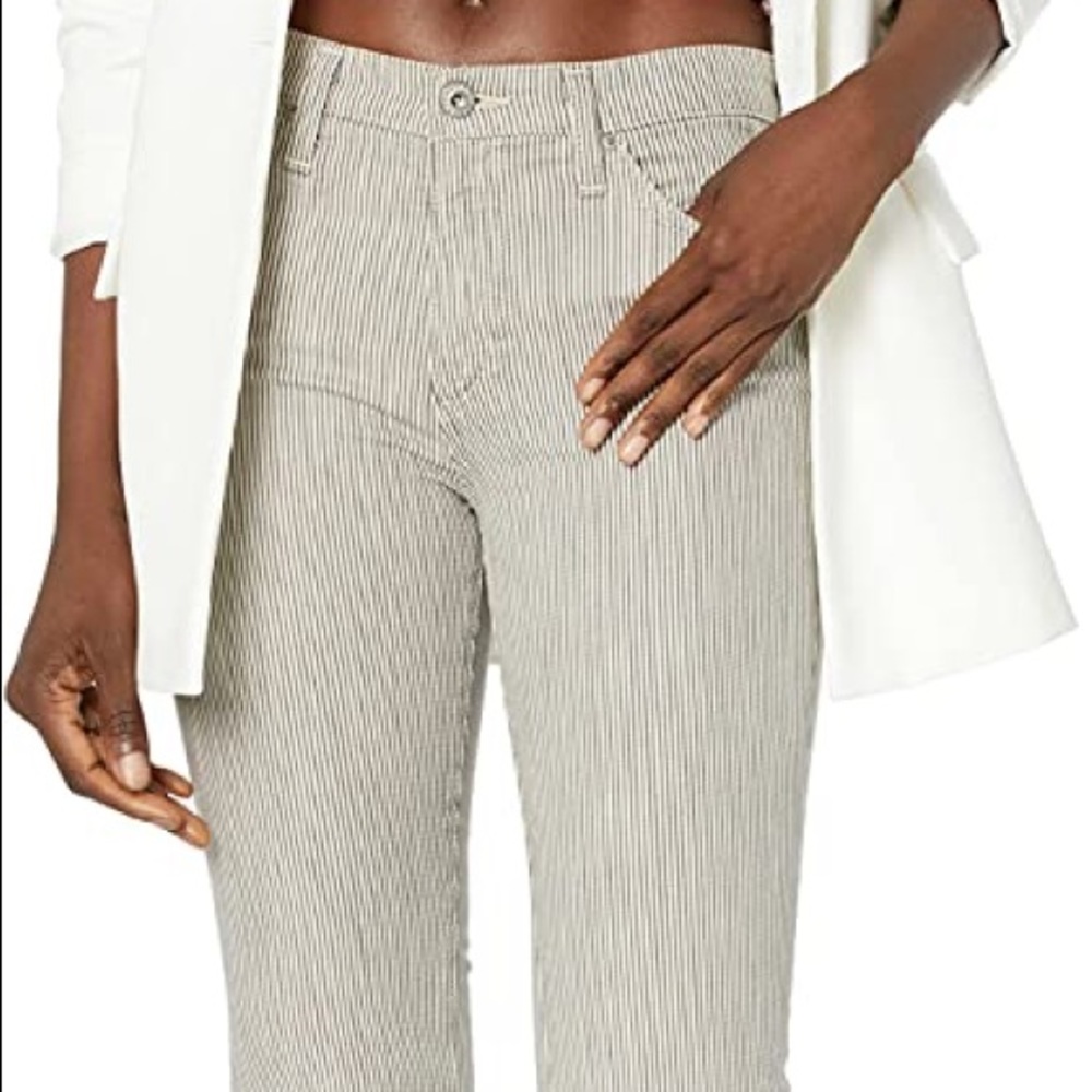 AG 27 NWT Jodi Crop Canyon Stripe Jeans